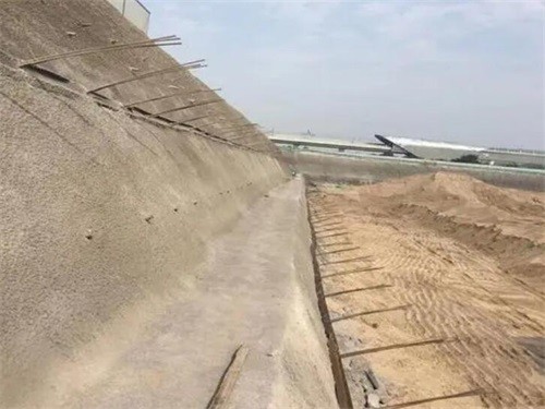 化州河道边坡加固